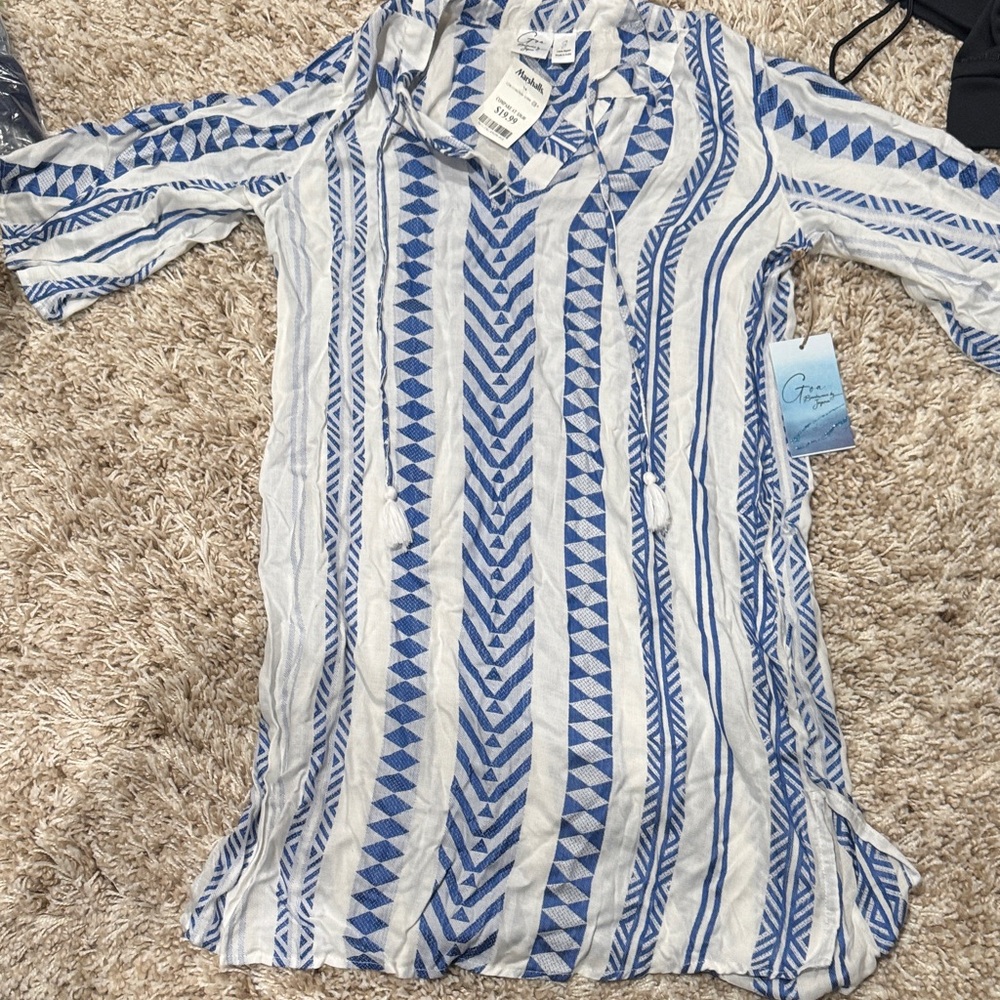 Light weight beach coverup with tassels